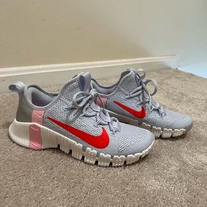NEW Womens Nike Metcon 3 shoes - Size 7.5